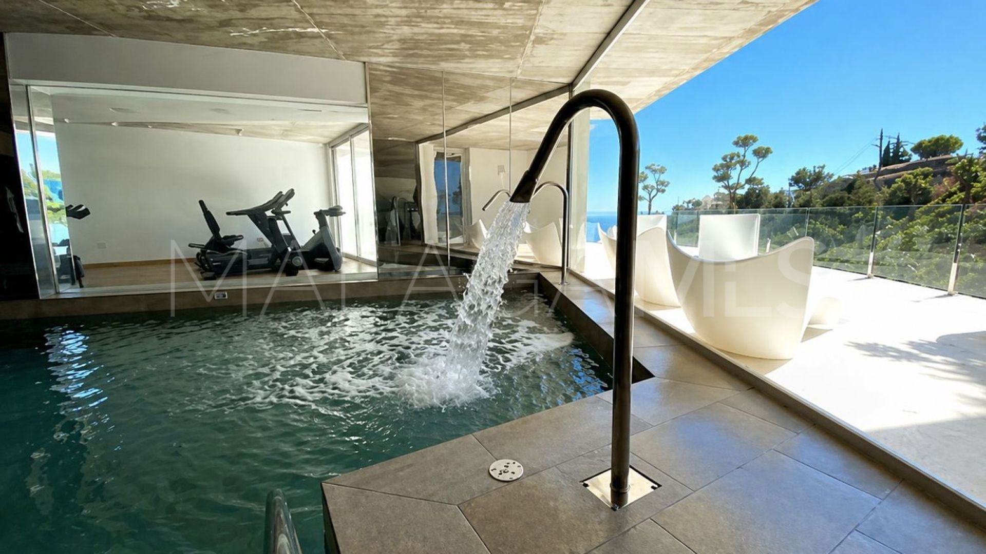 Duplex penthouse in La Capellania for sale