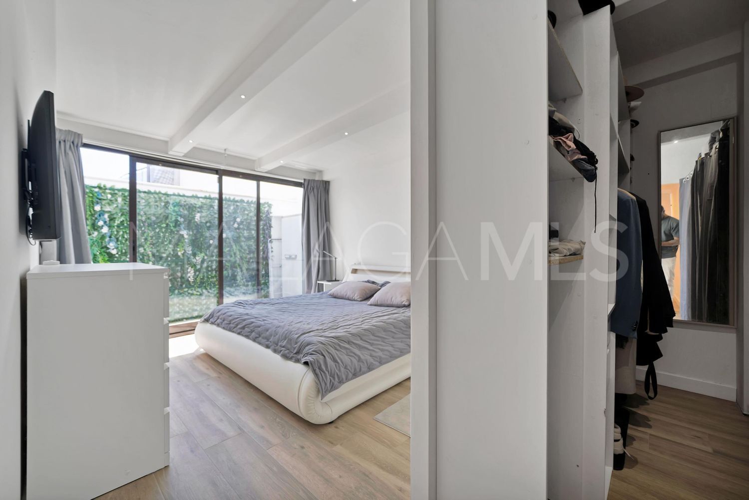 Lägenhet for sale in Bahia de Casares