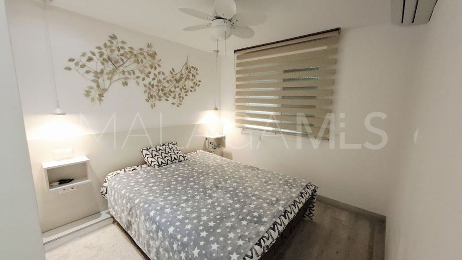 Buy flat in Playa de la Fontanilla with 3 bedrooms