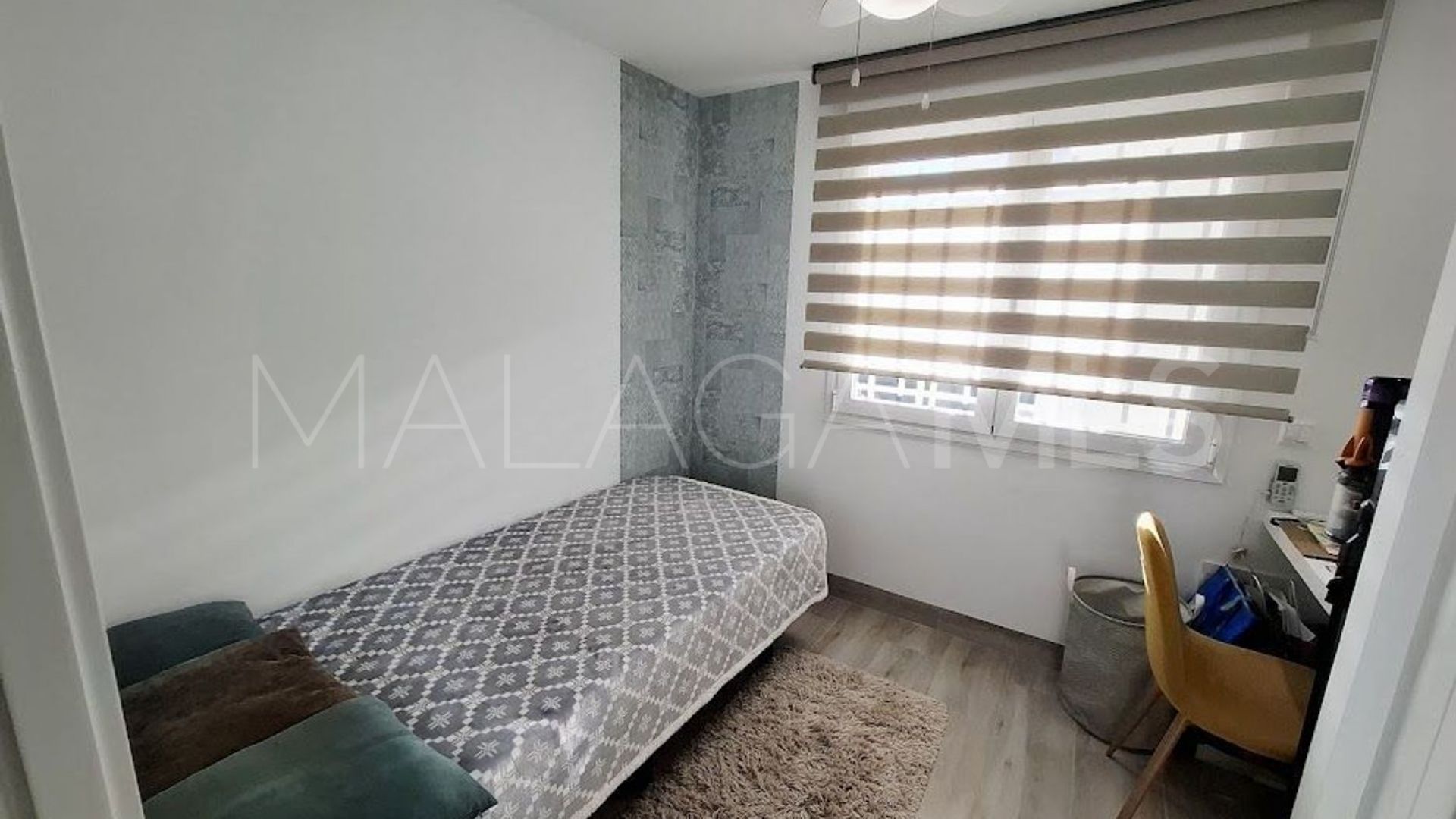 Buy flat in Playa de la Fontanilla with 3 bedrooms