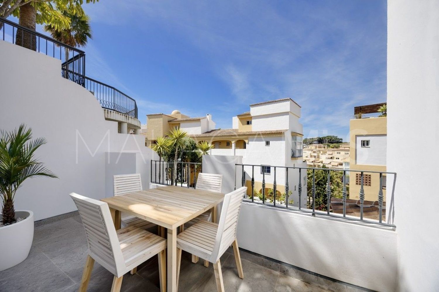 Flat for sale in Torrequebrada