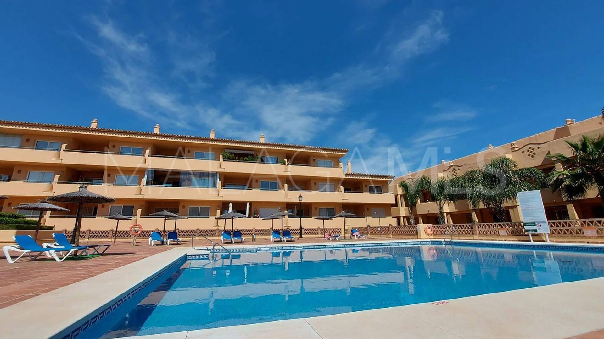 Flat for sale in Hacienda Elviria