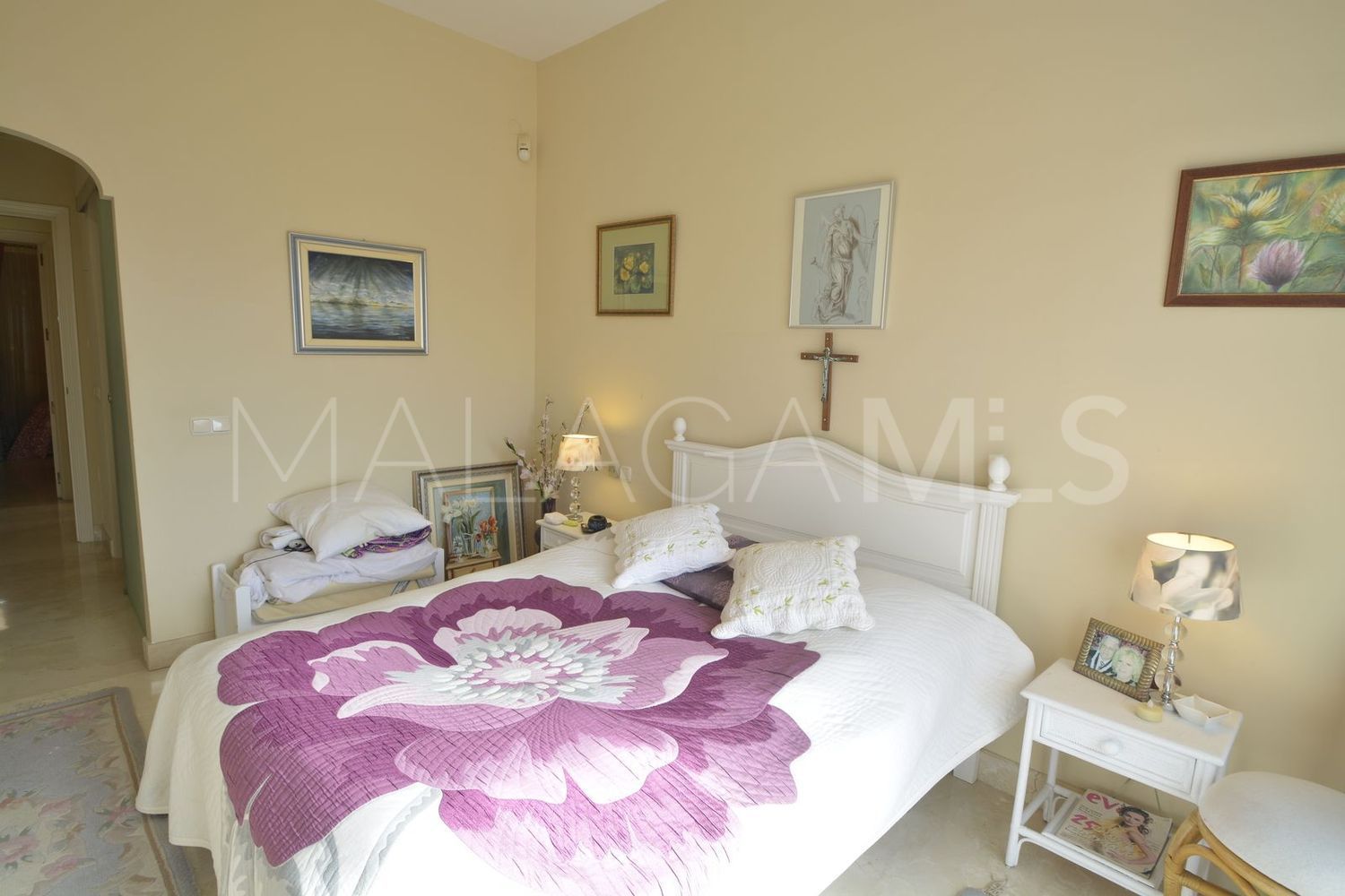 Flat for sale in Hacienda Elviria