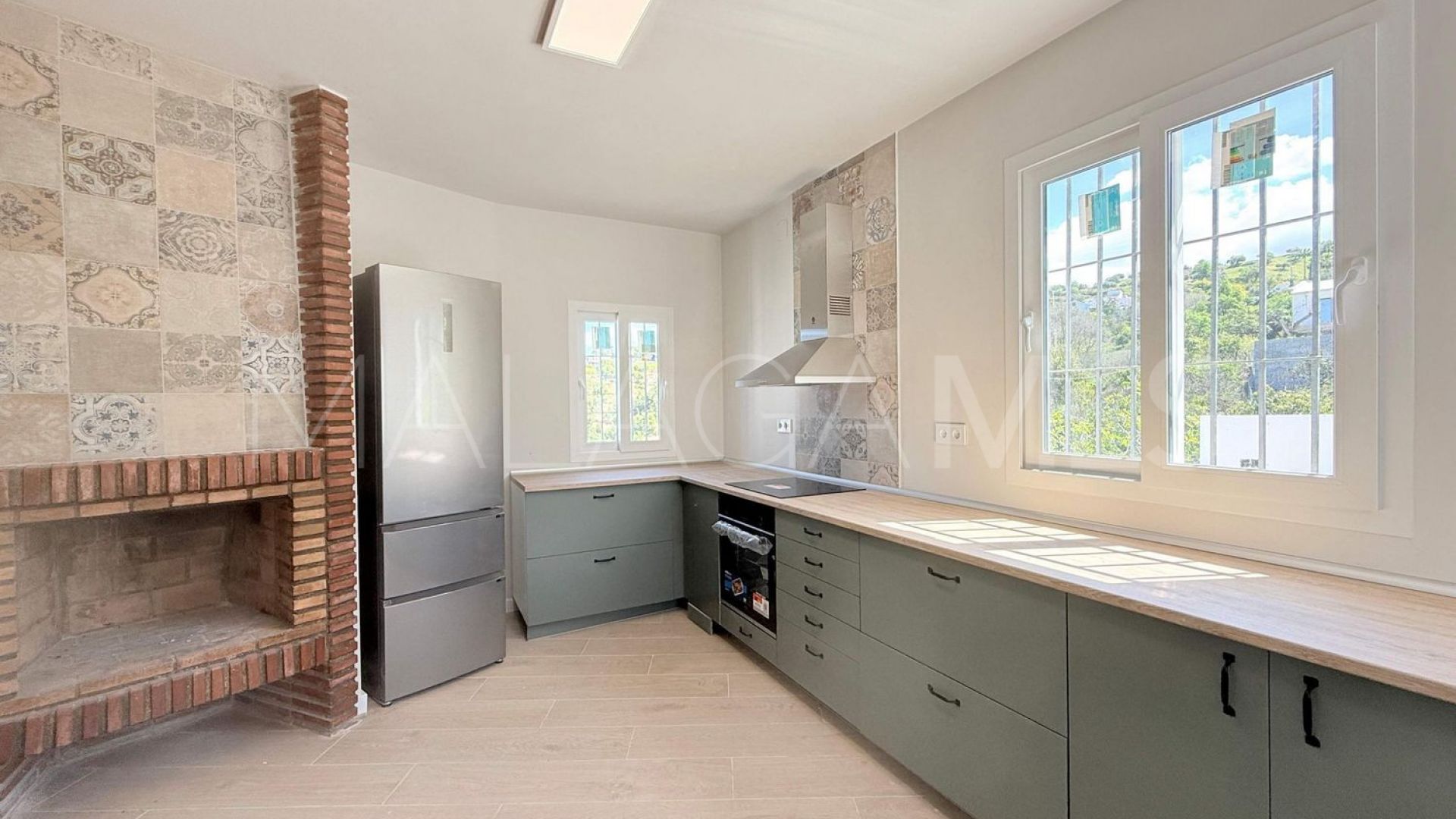 Casa de campo with 3 bedrooms for sale in Coin