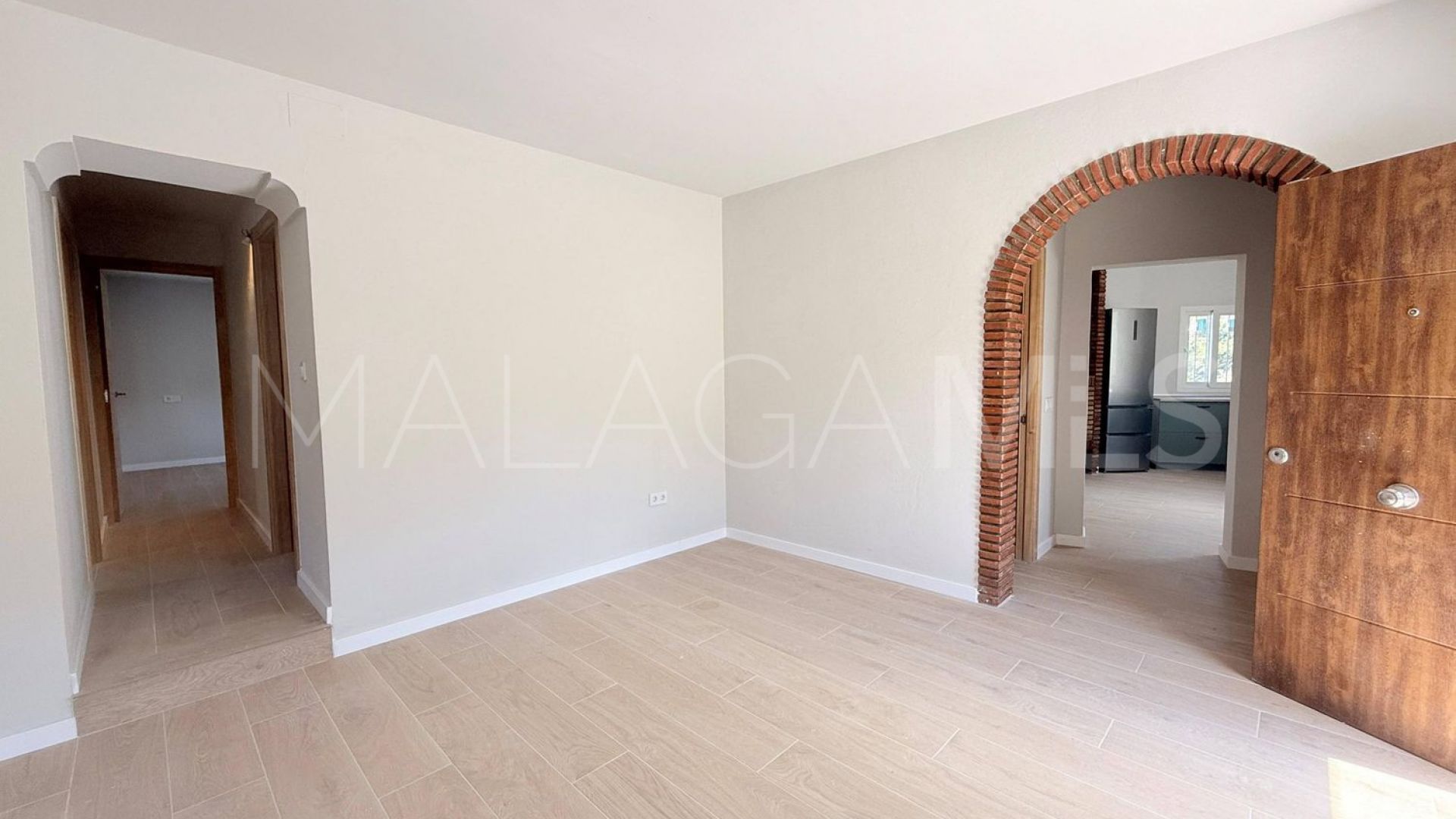 Casa de campo with 3 bedrooms for sale in Coin