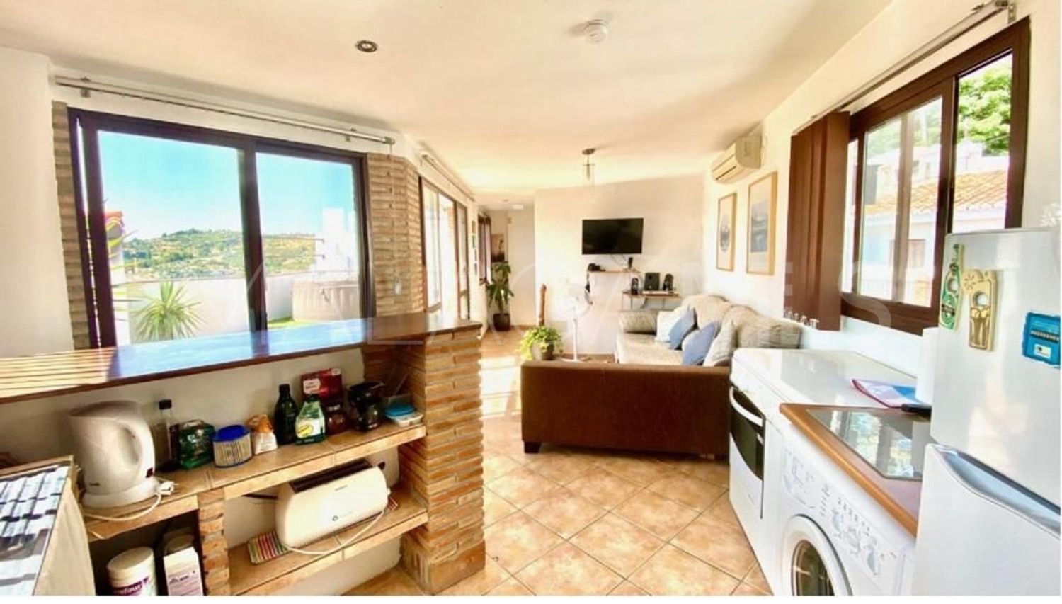 Immeuble for sale in Casarabonela