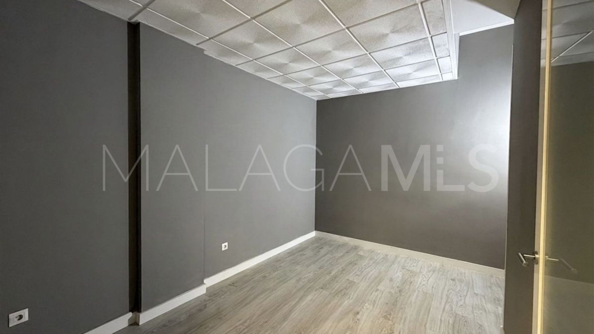 Kommersiella lokaler for sale in Altos de Estepona