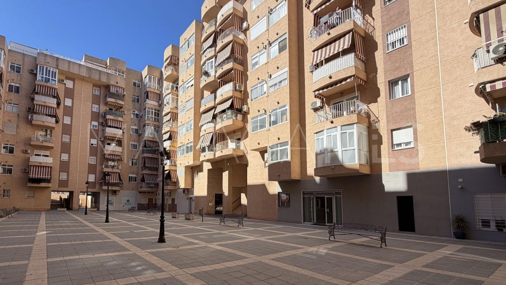 Geschäftsraum for sale in Altos de Estepona