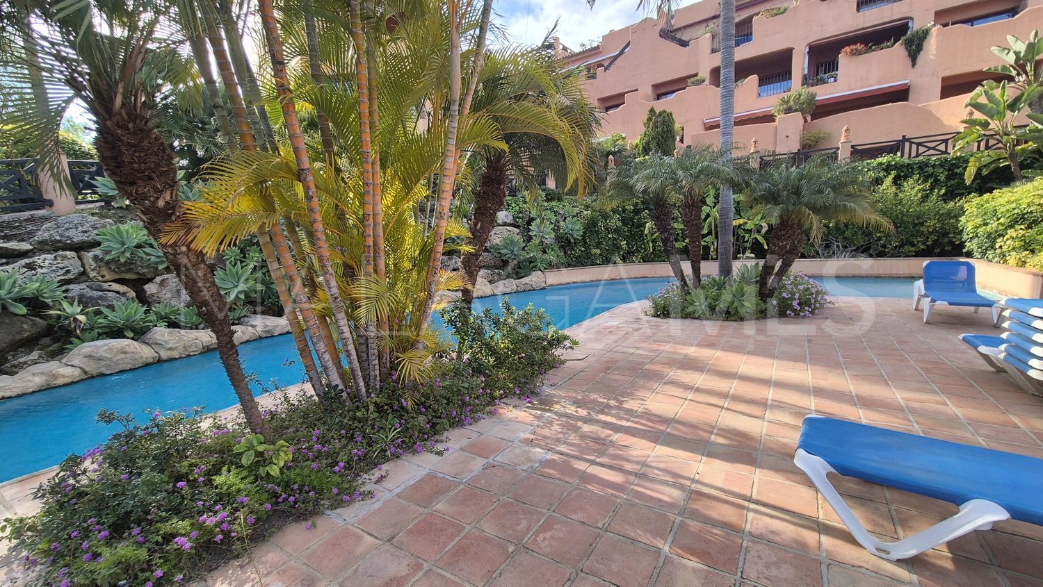 2 bedrooms flat in Los Flamingos for sale