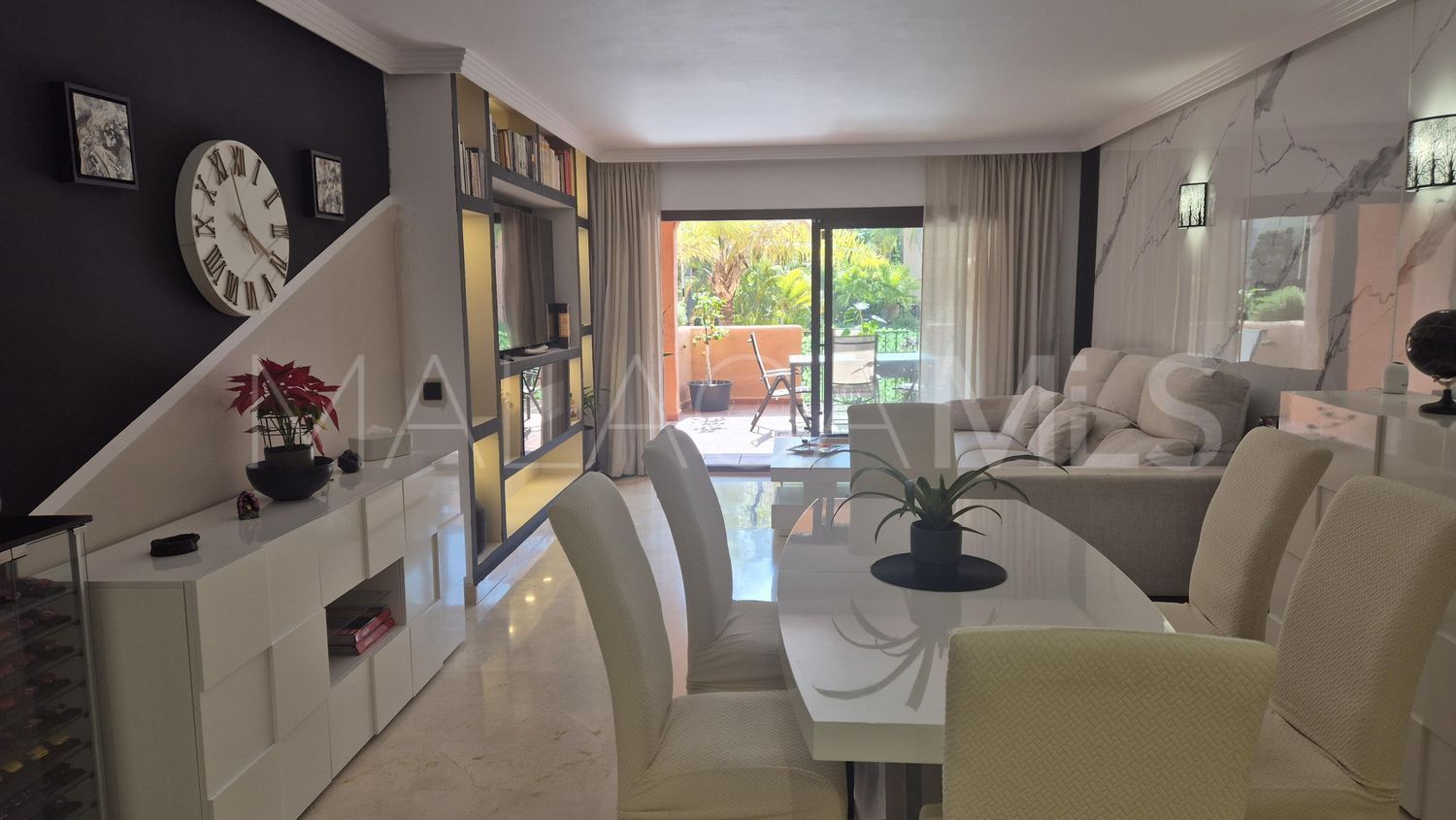 2 bedrooms flat in Los Flamingos for sale