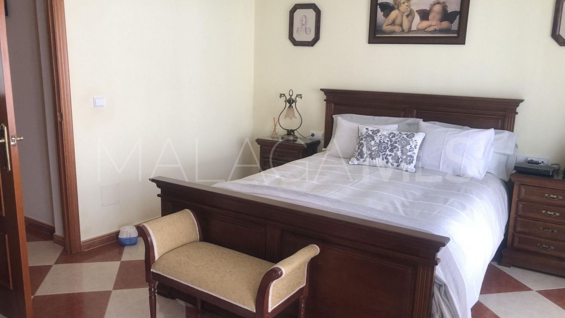 Haus for sale in Cuevas Bajas