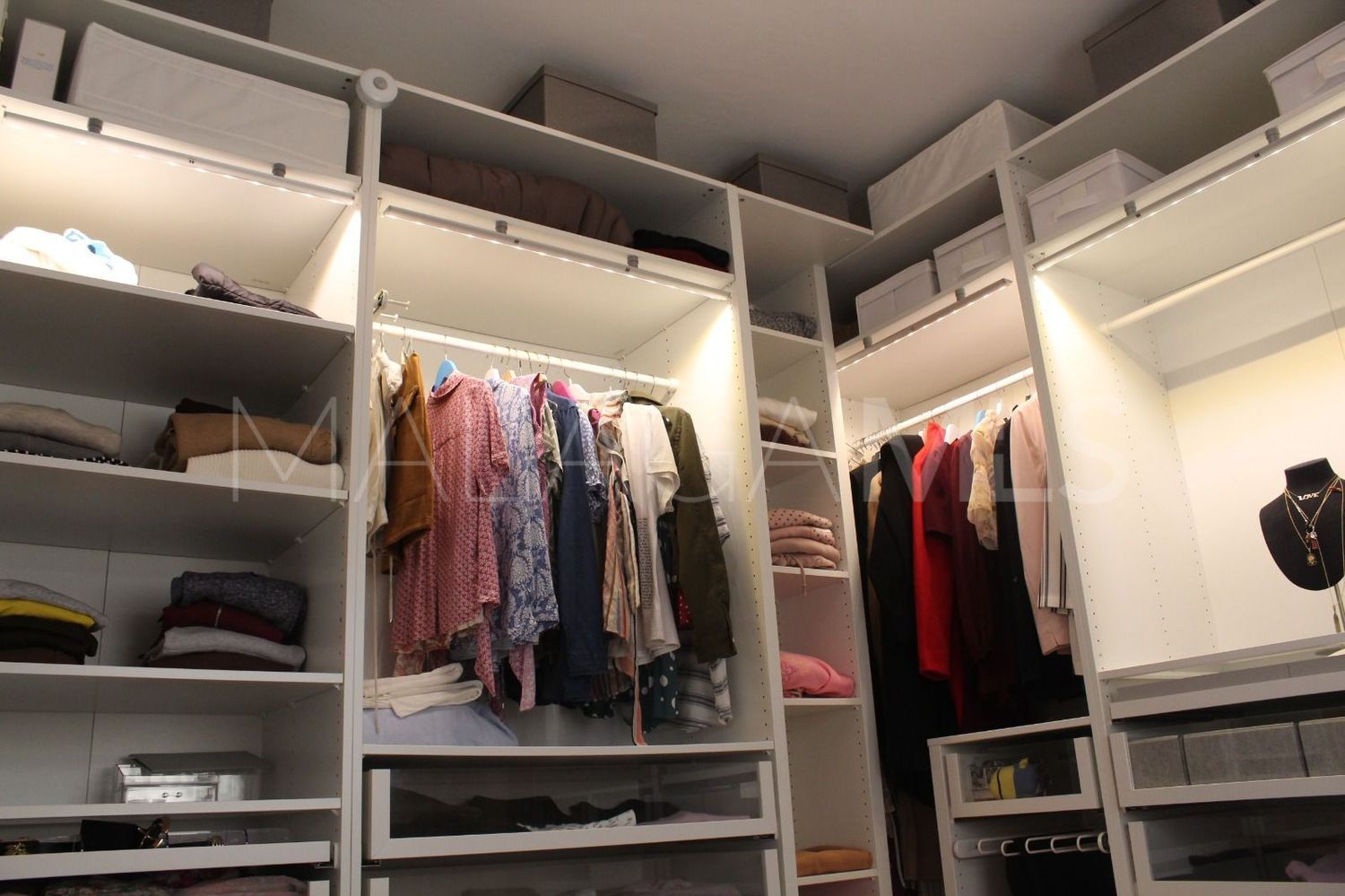 Haus for sale in Cuevas Bajas