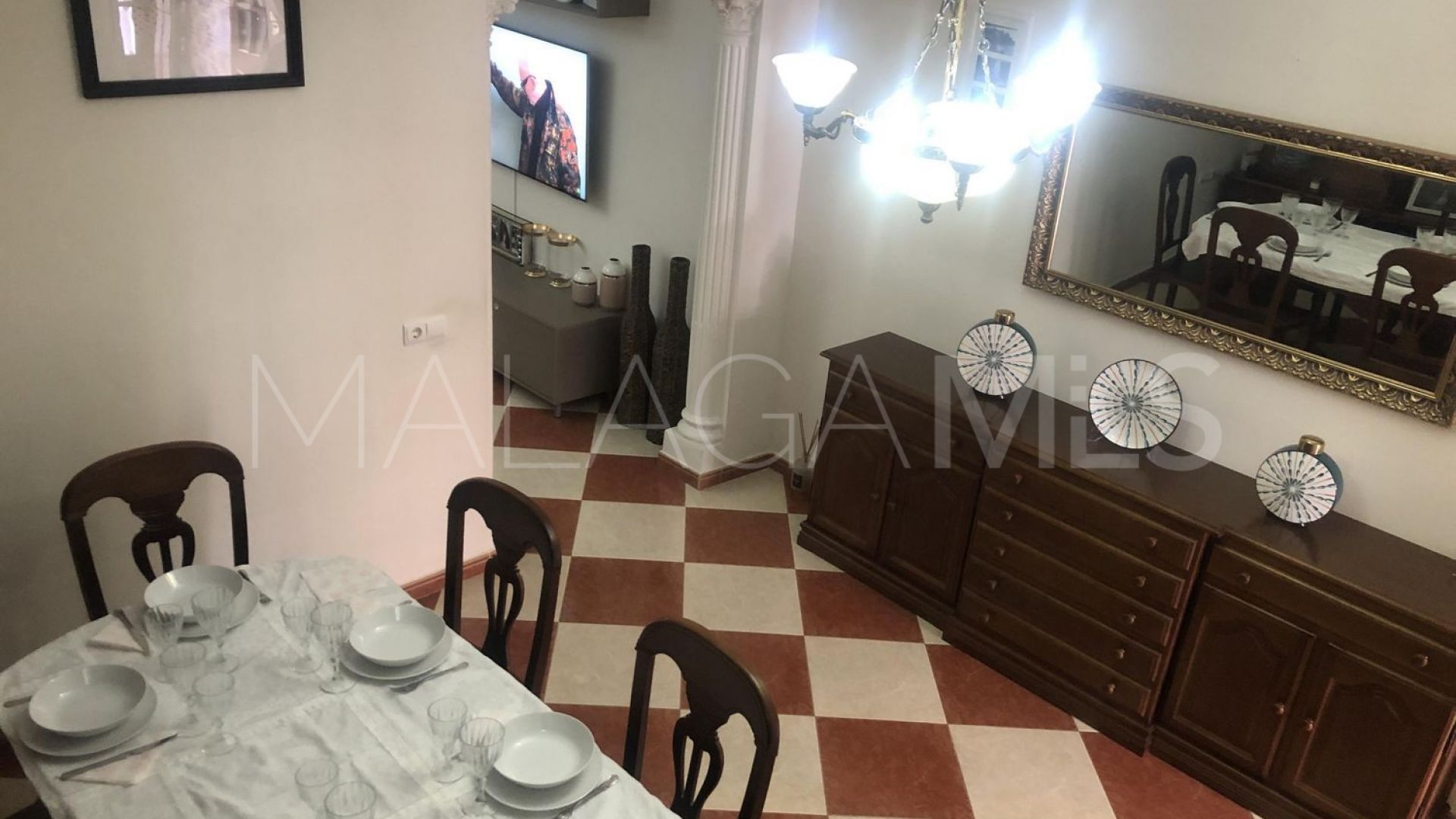 Haus for sale in Cuevas Bajas