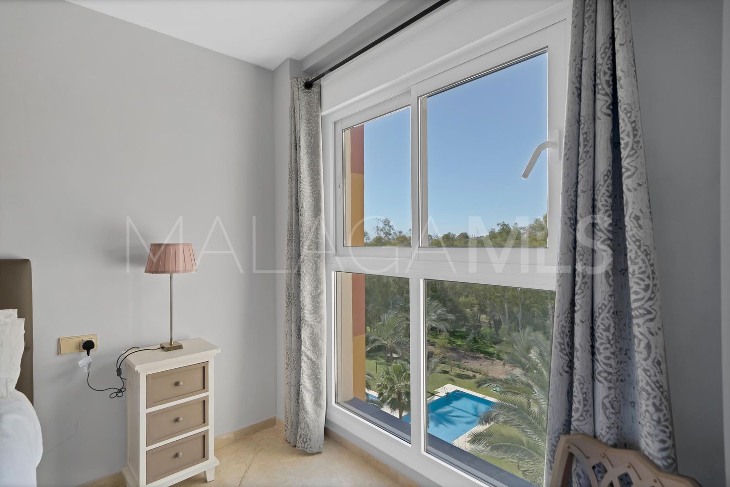 Buy piso de 2 bedrooms in Nueva Atalaya