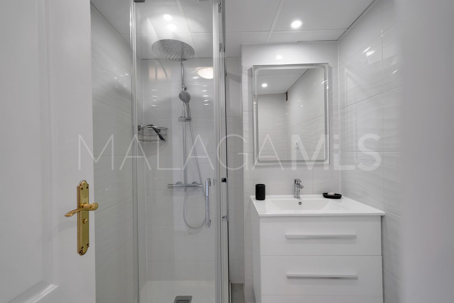 Buy piso de 2 bedrooms in Nueva Atalaya