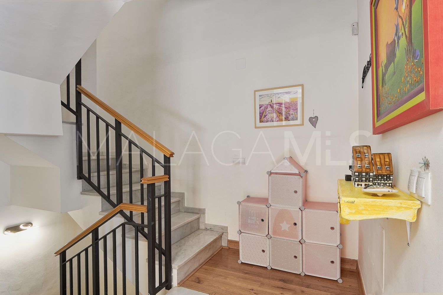 Hus i byn for sale in La Capellania