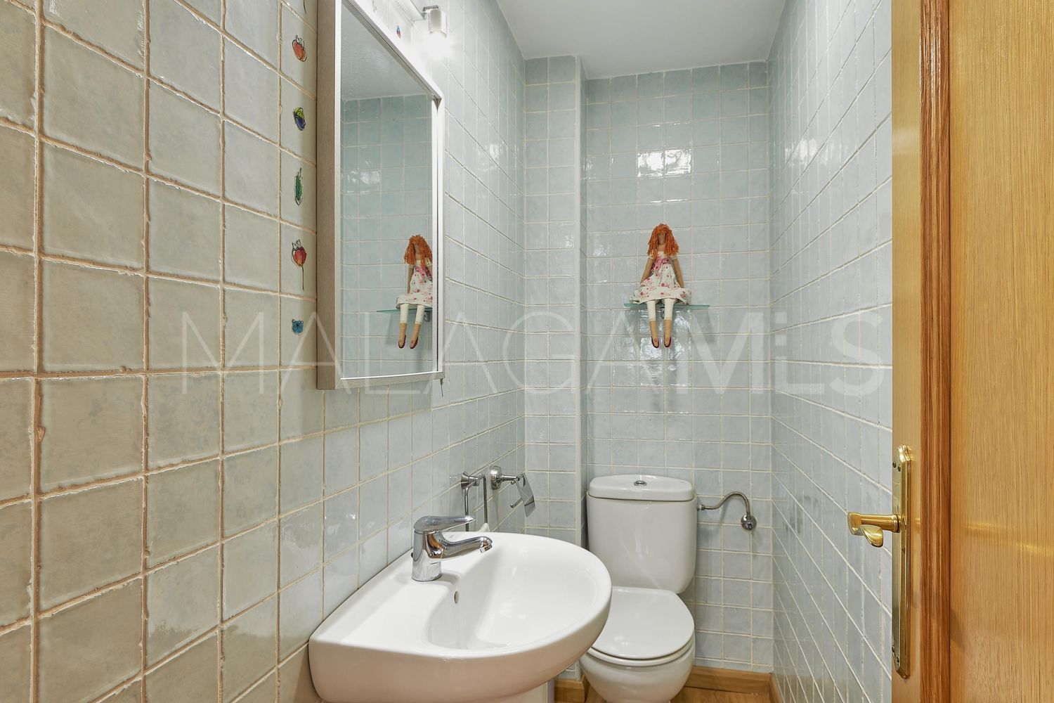Hus i byn for sale in La Capellania