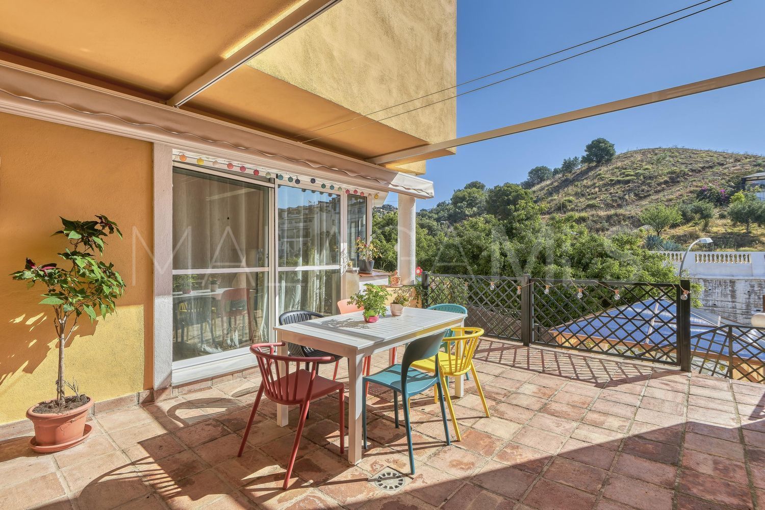 Hus i byn for sale in La Capellania