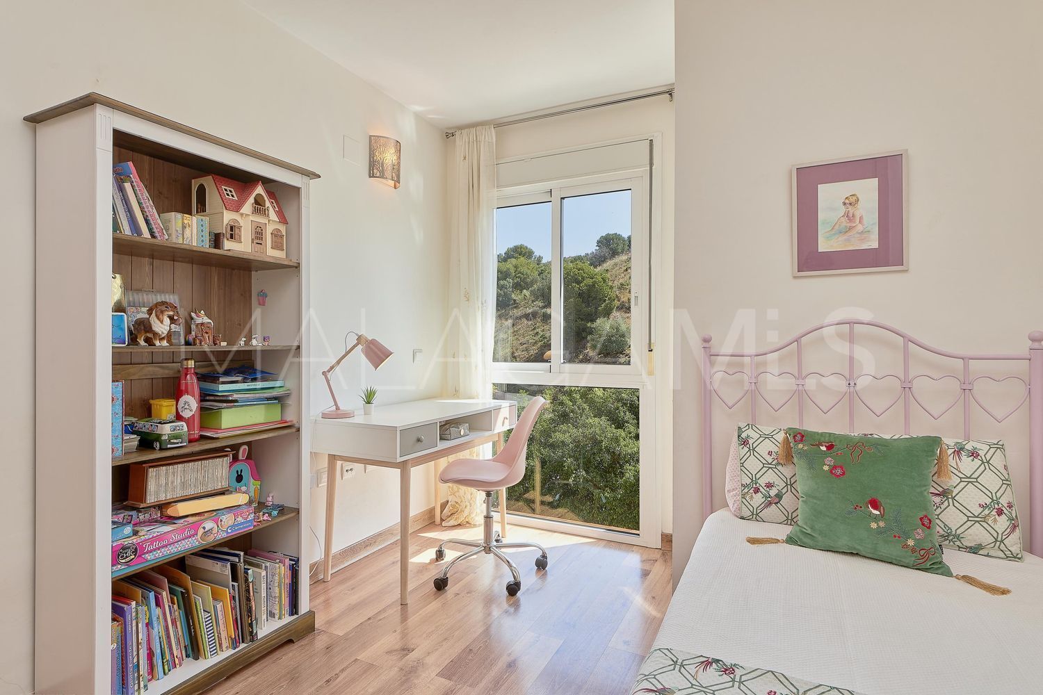 Hus i byn for sale in La Capellania