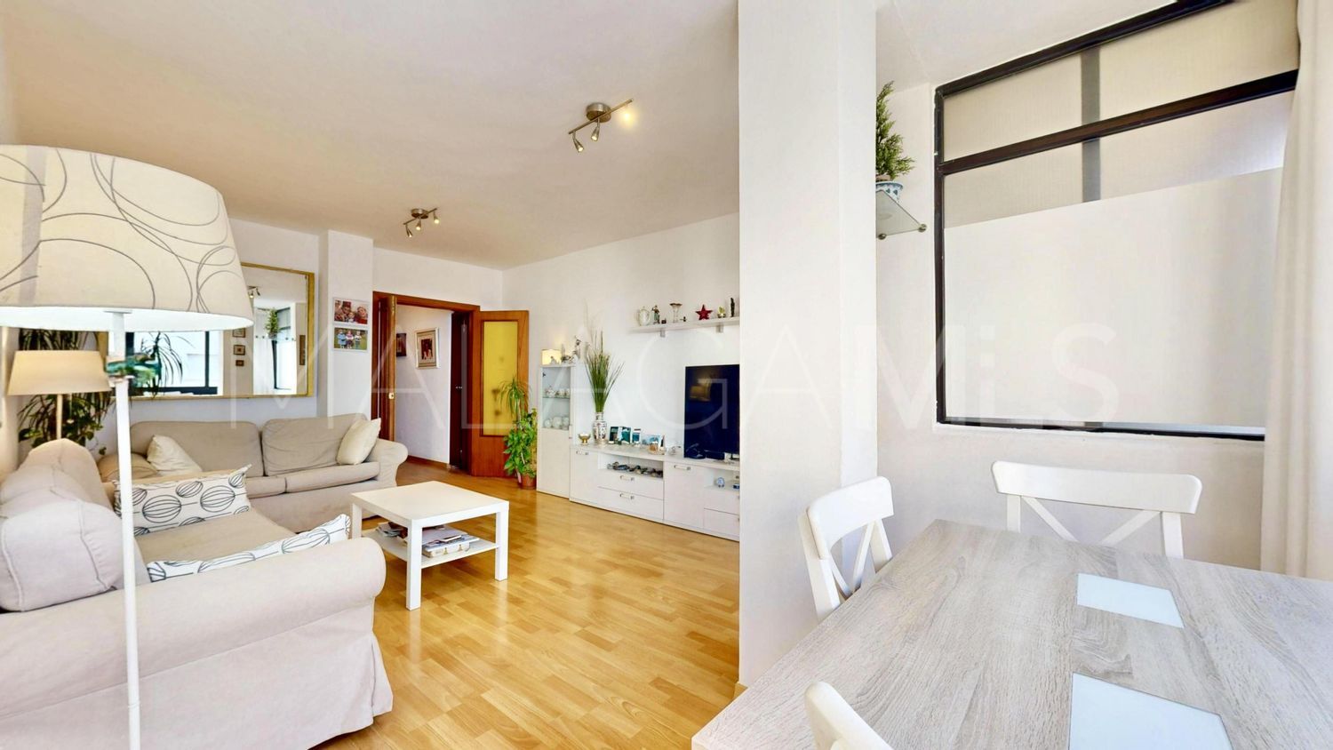 Piso for sale in Las Gaviotas - Carvajal