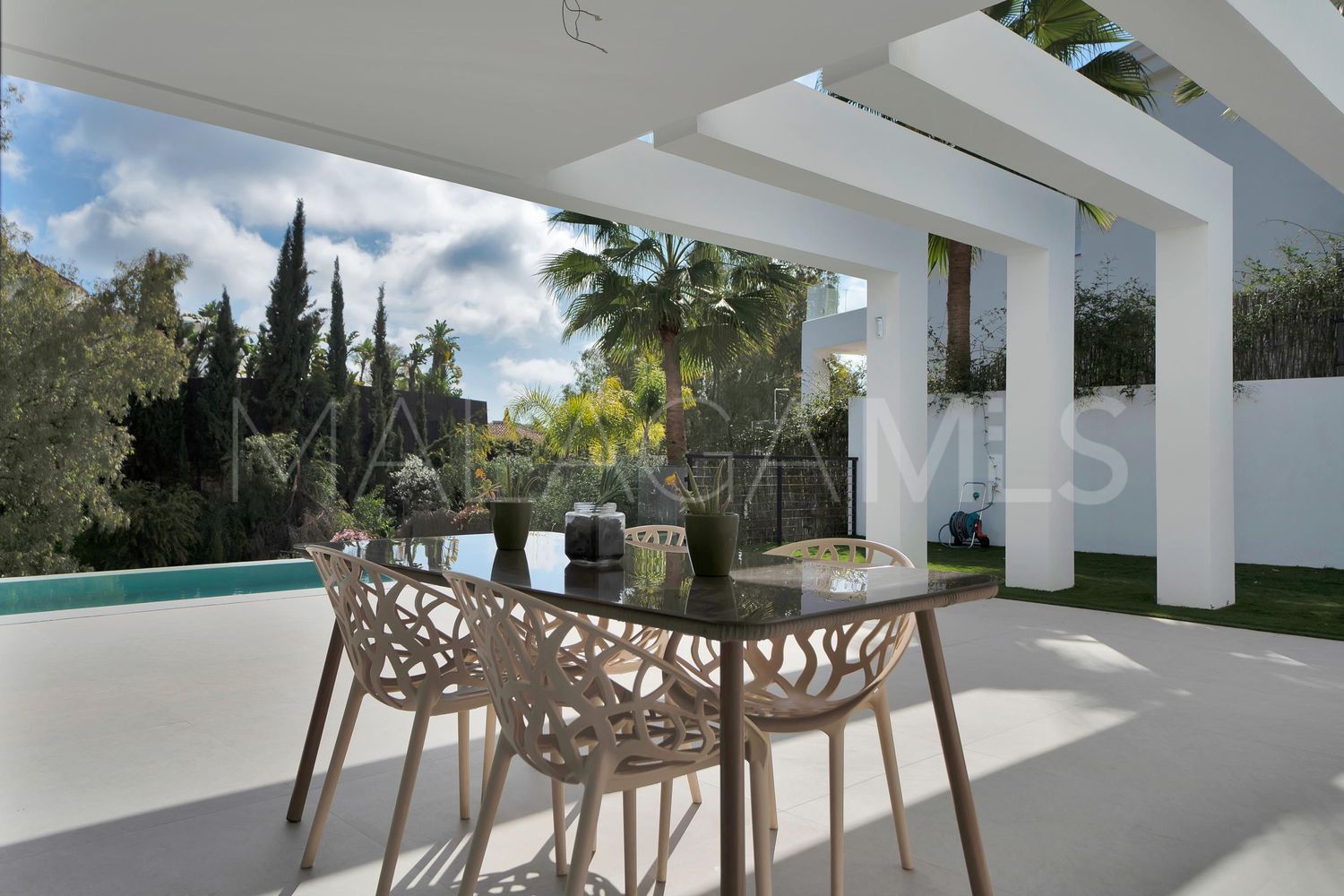 La Quinta house for sale