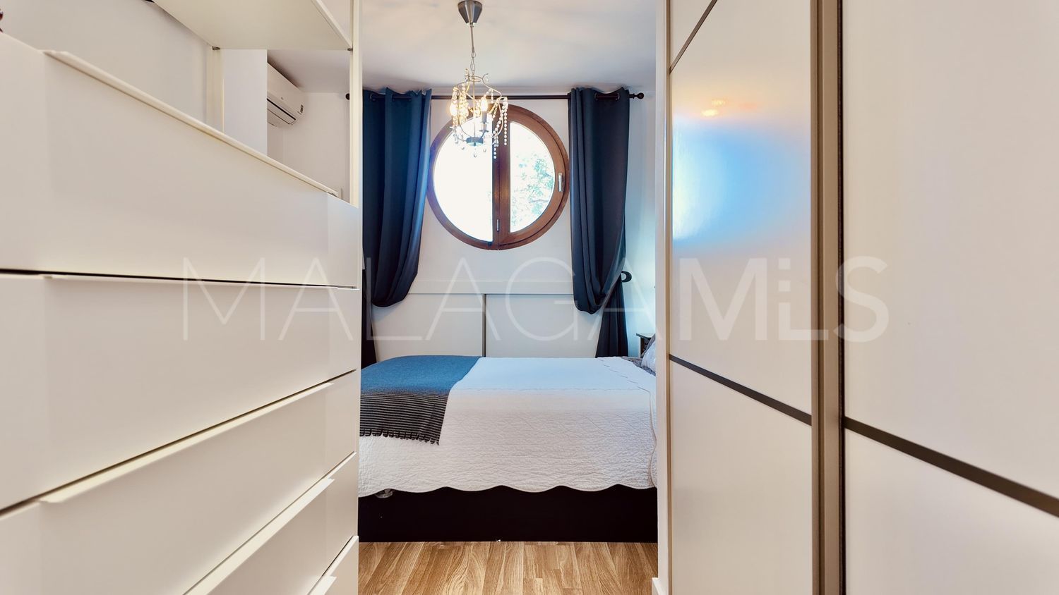 Maison de ville for sale in Hacienda Elviria