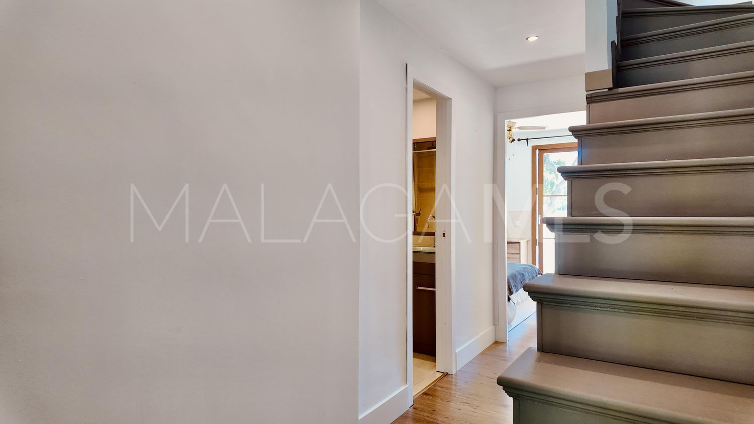 Maison de ville for sale in Hacienda Elviria