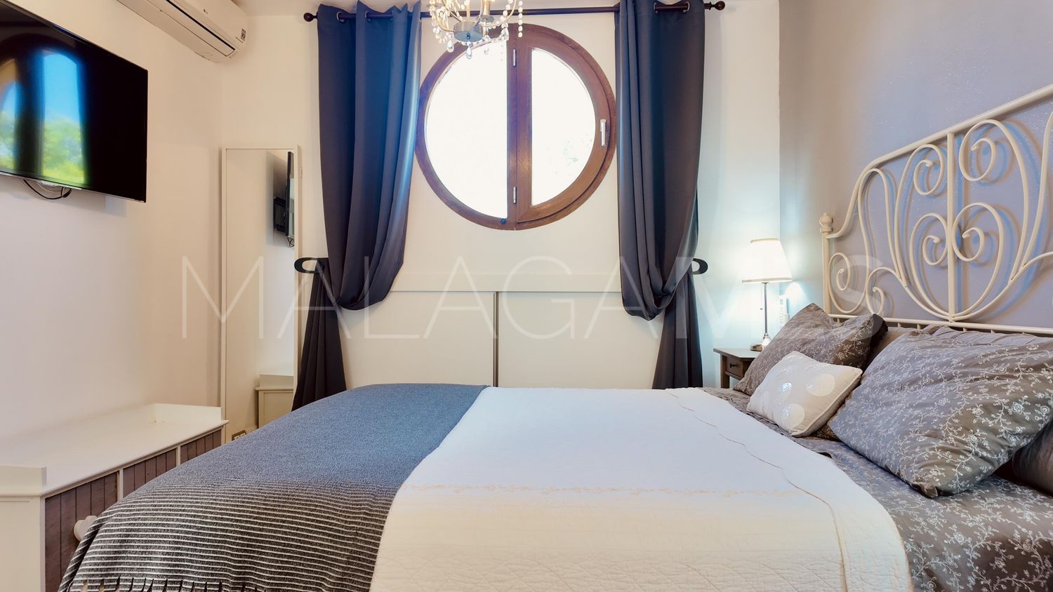 Maison de ville for sale in Hacienda Elviria