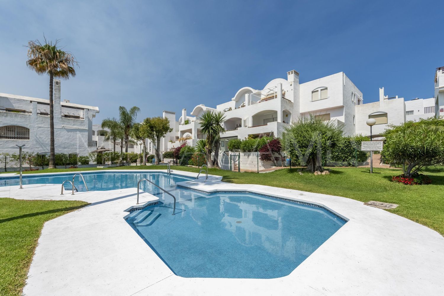 Se vende piso with 3 bedrooms in Paraiso Barronal