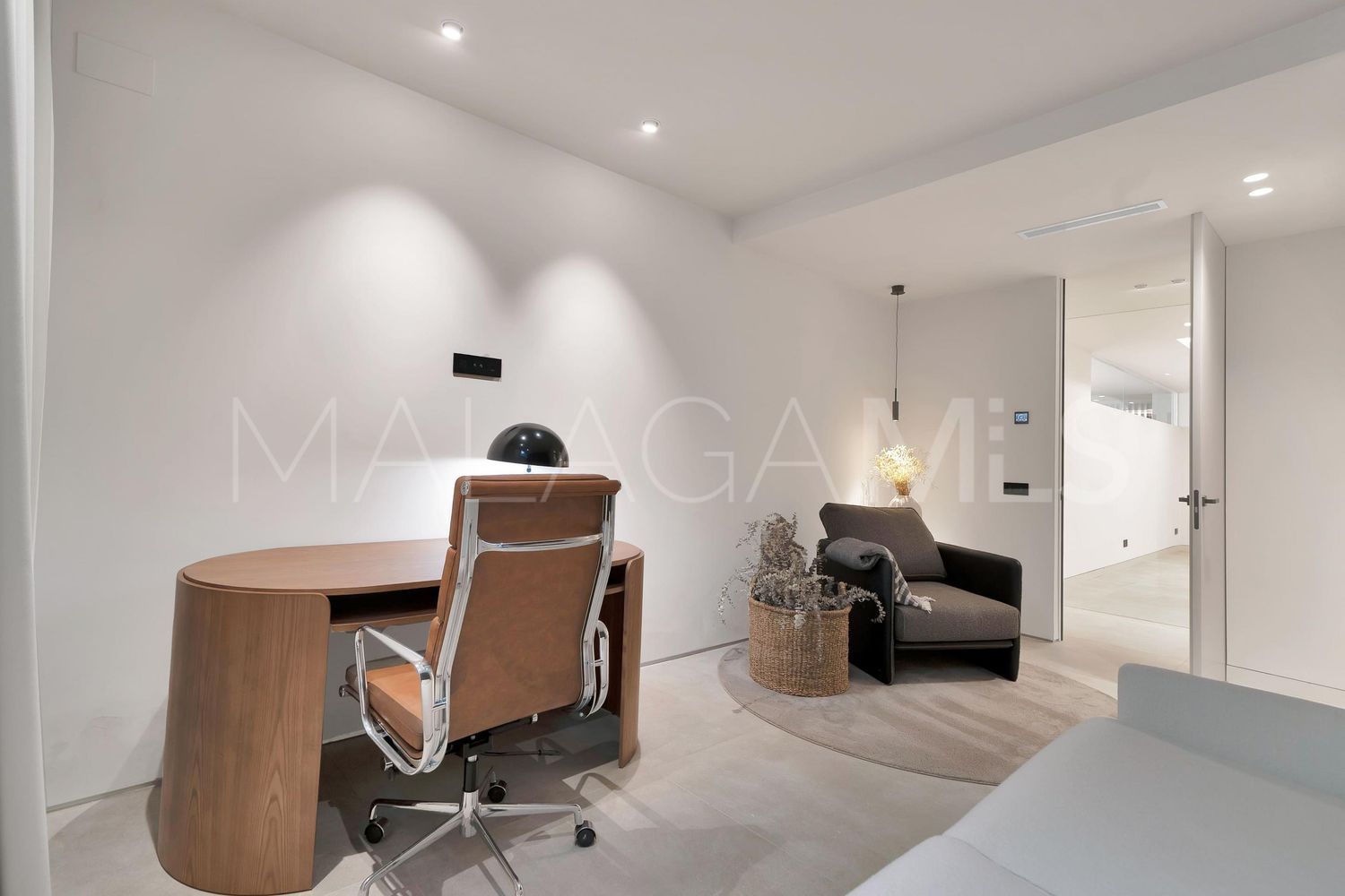 Hus i byn for sale in Los Naranjos