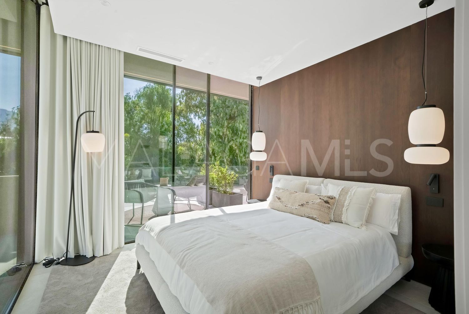 Hus i byn for sale in Los Naranjos