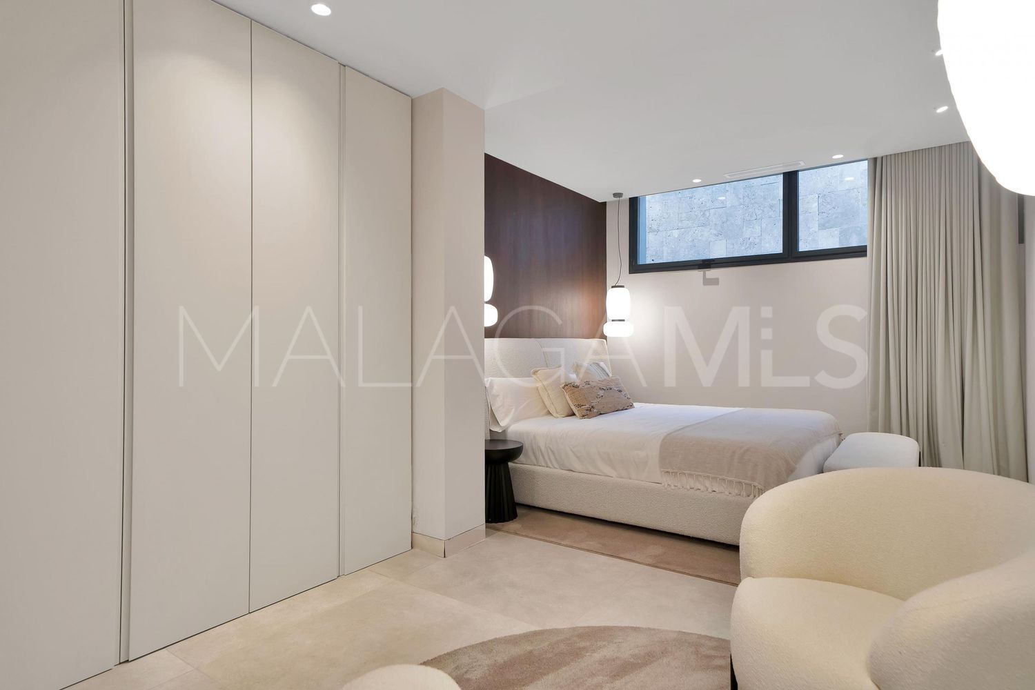 Hus i byn for sale in Los Naranjos