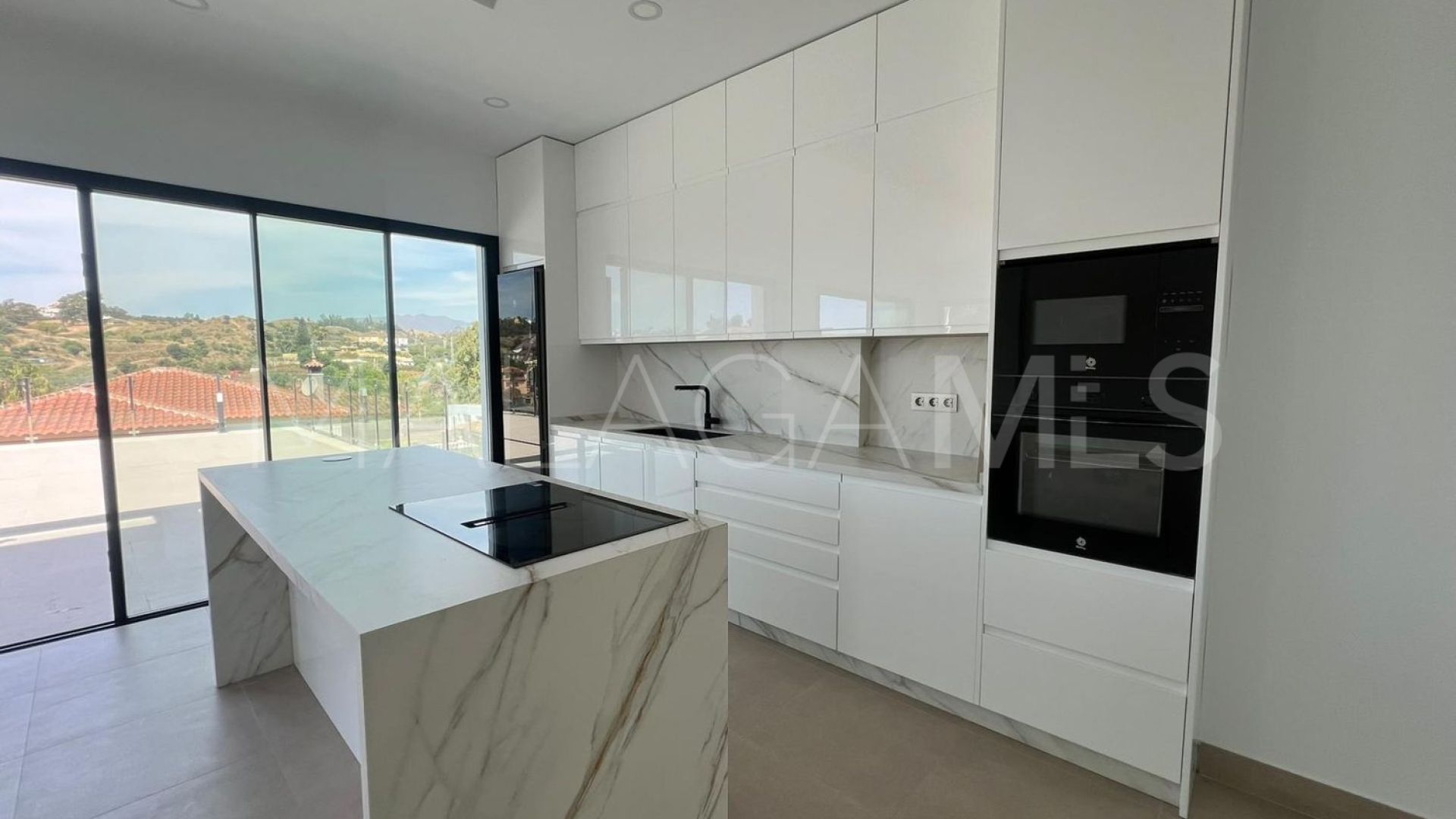 Hus i byn for sale in Campo Mijas