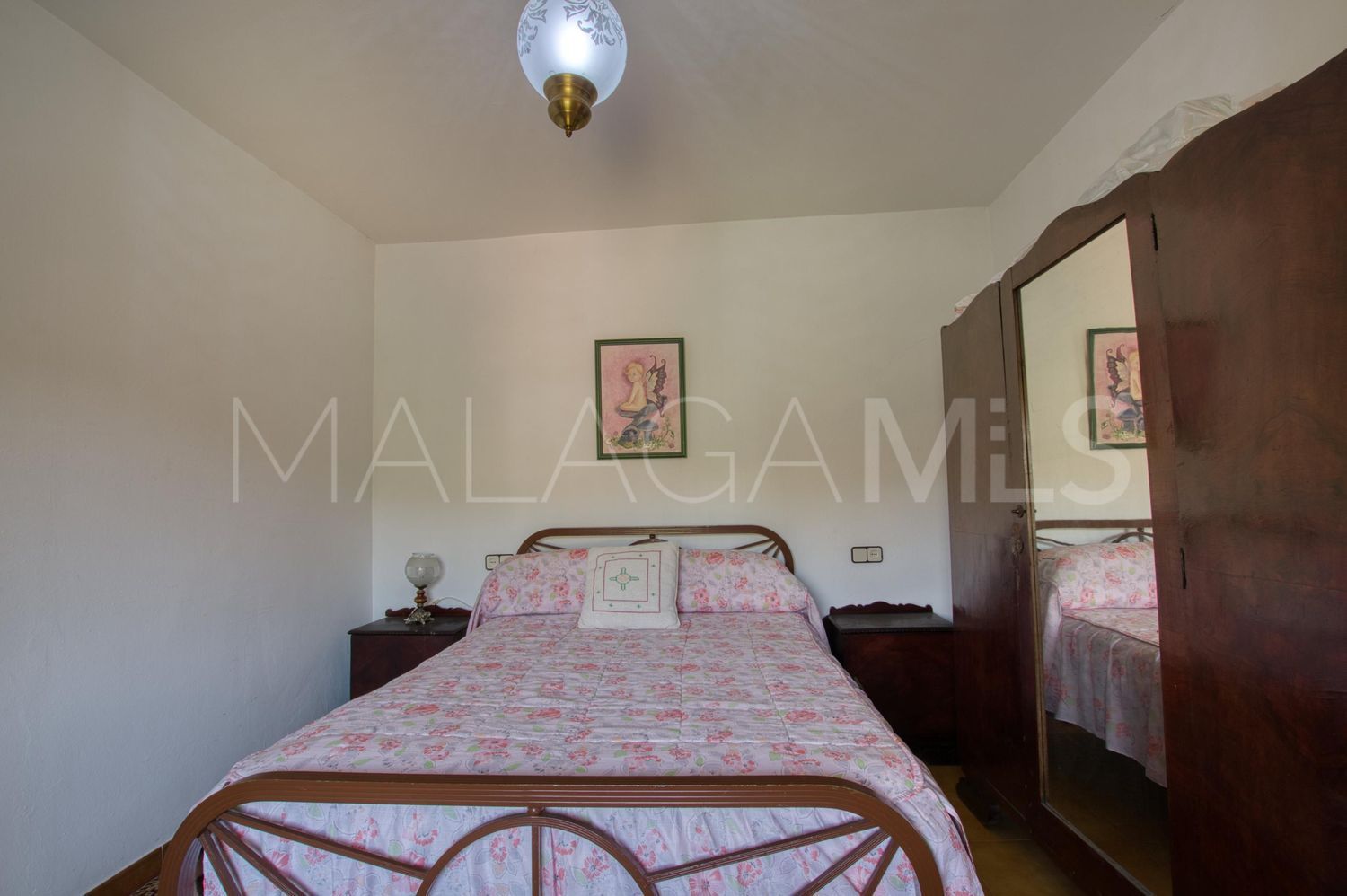 Hus i byn for sale in Canillas de Aceituno