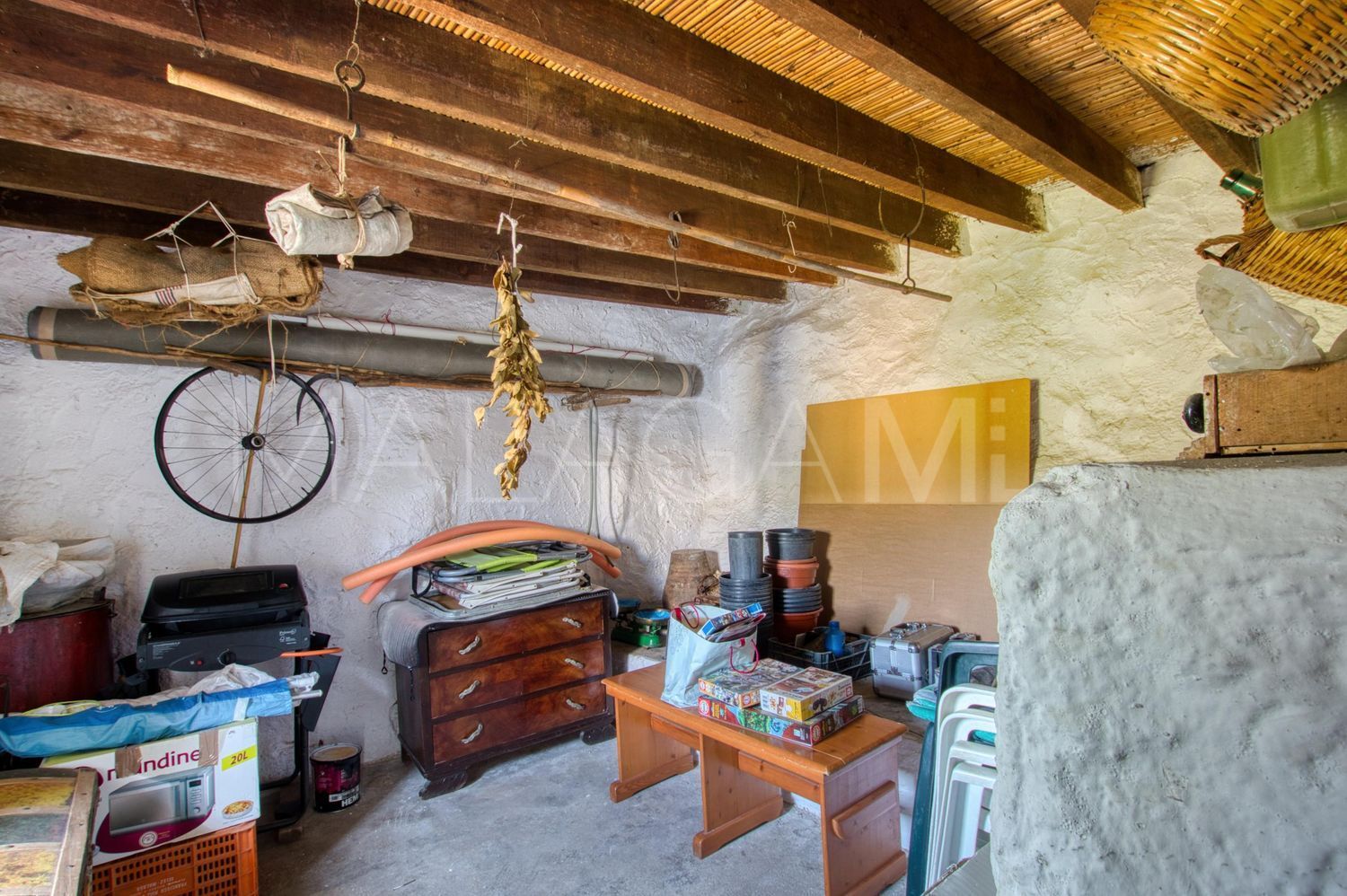 Hus i byn for sale in Canillas de Aceituno