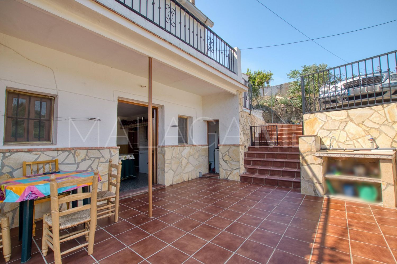 Hus i byn for sale in Canillas de Aceituno