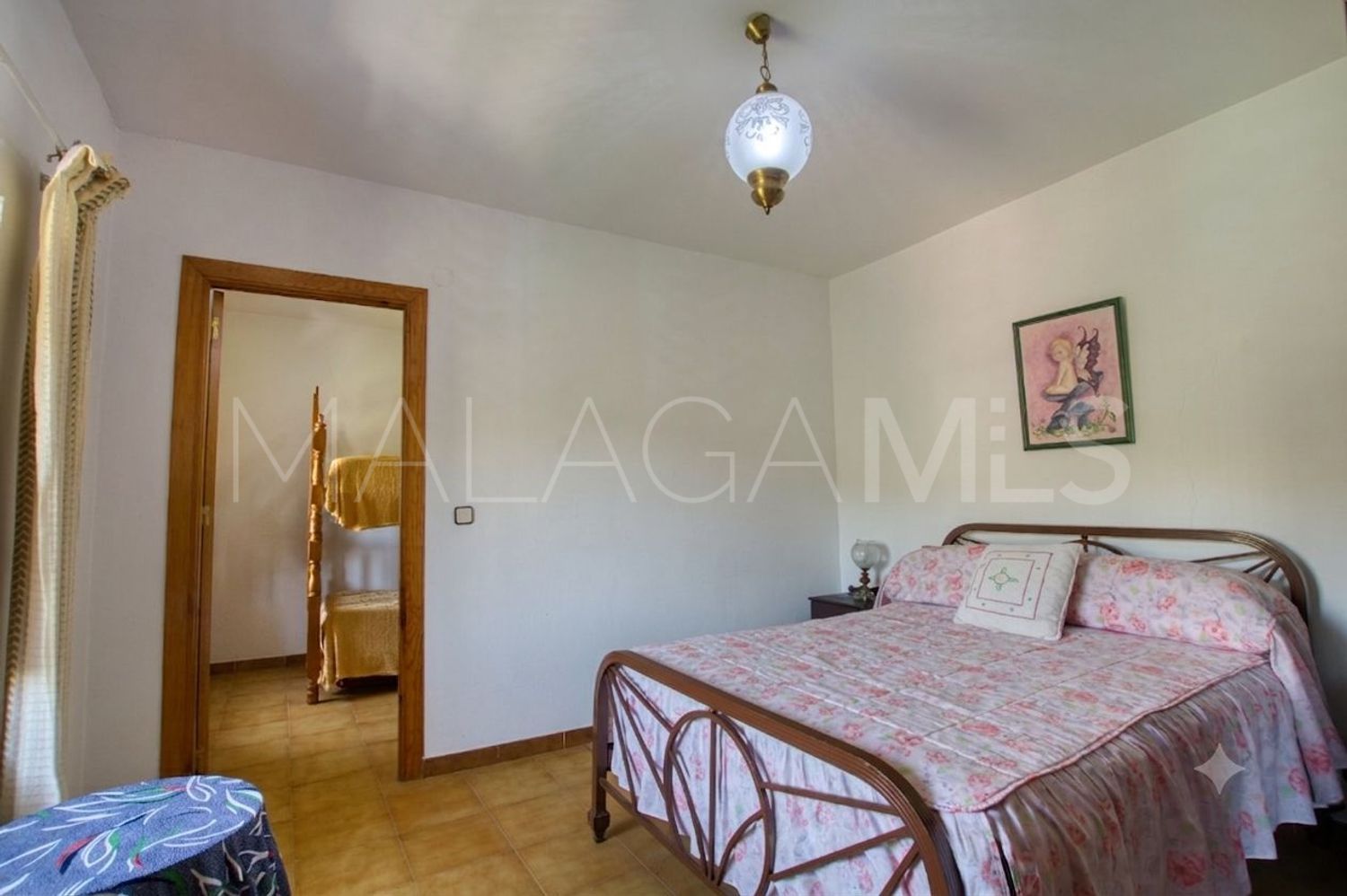 Hus i byn for sale in Canillas de Aceituno