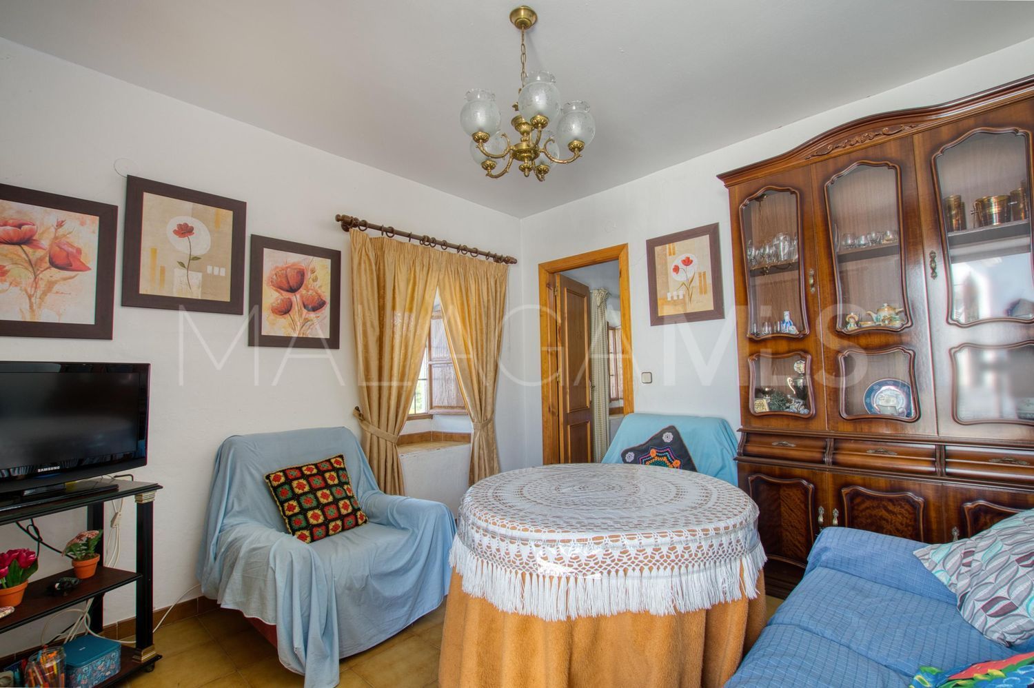 Hus i byn for sale in Canillas de Aceituno