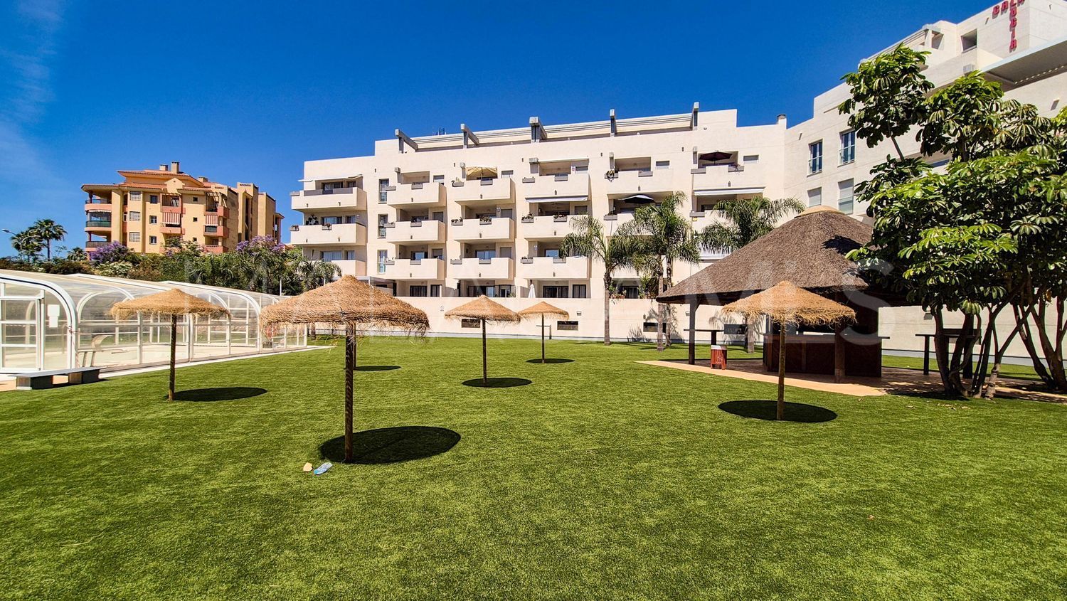 3 bedrooms flat in Riviera del Sol for sale