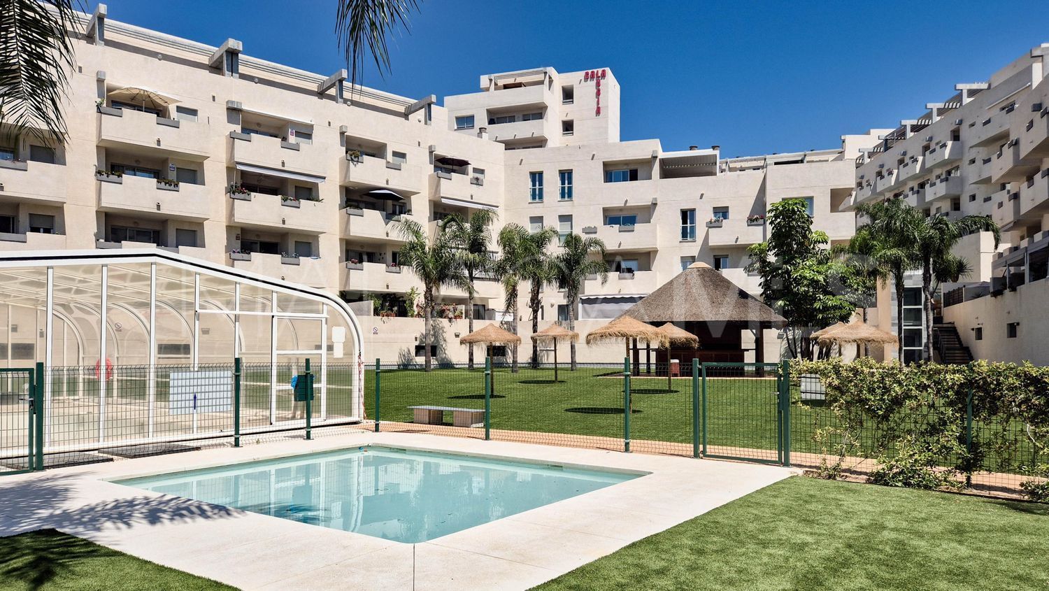 3 bedrooms flat in Riviera del Sol for sale