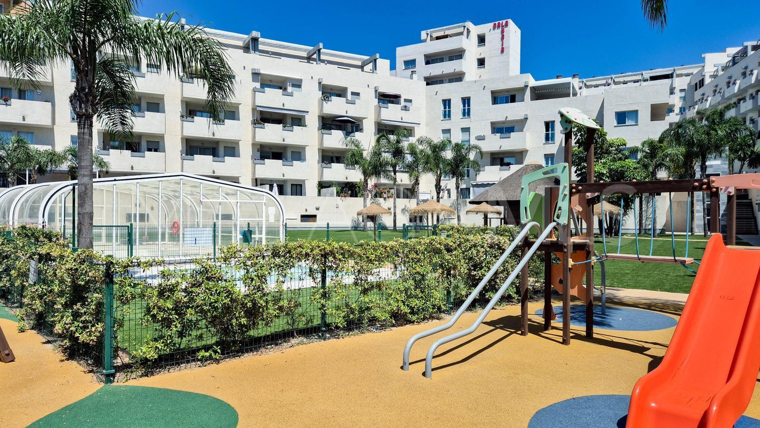 3 bedrooms flat in Riviera del Sol for sale