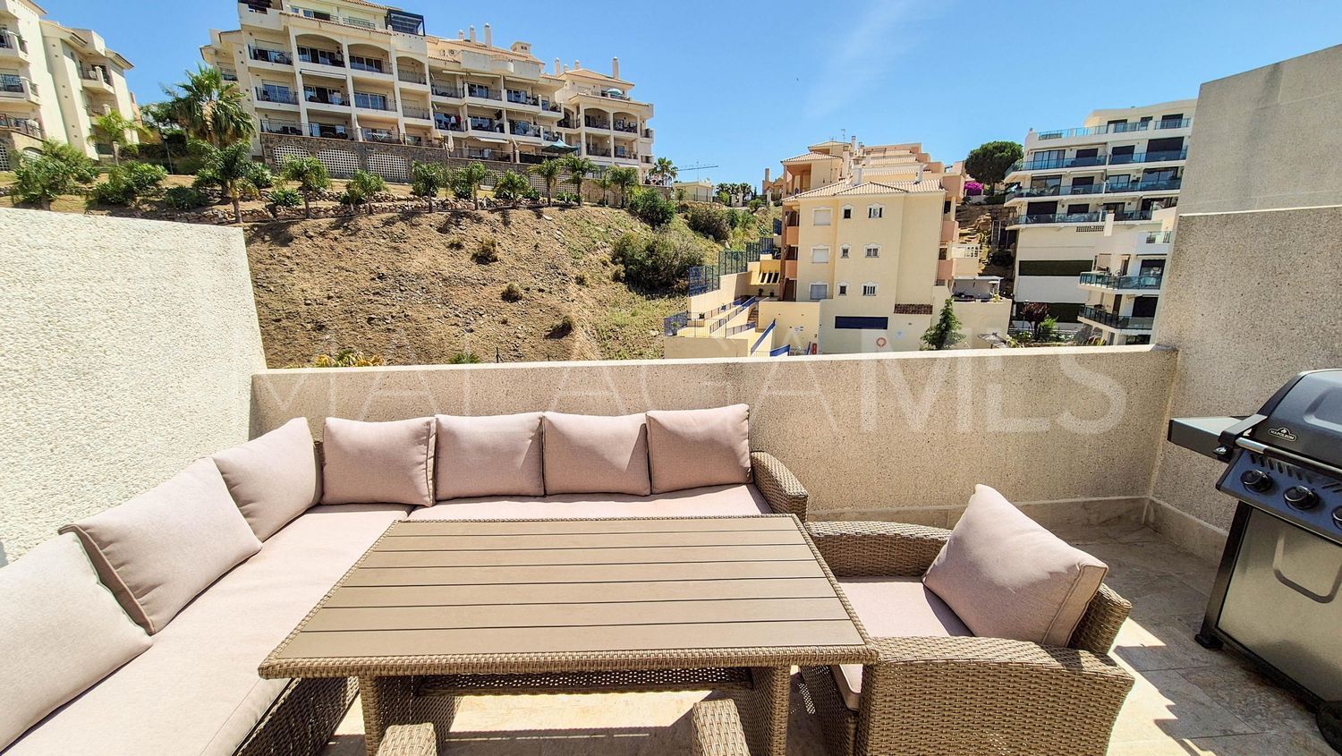 3 bedrooms flat in Riviera del Sol for sale