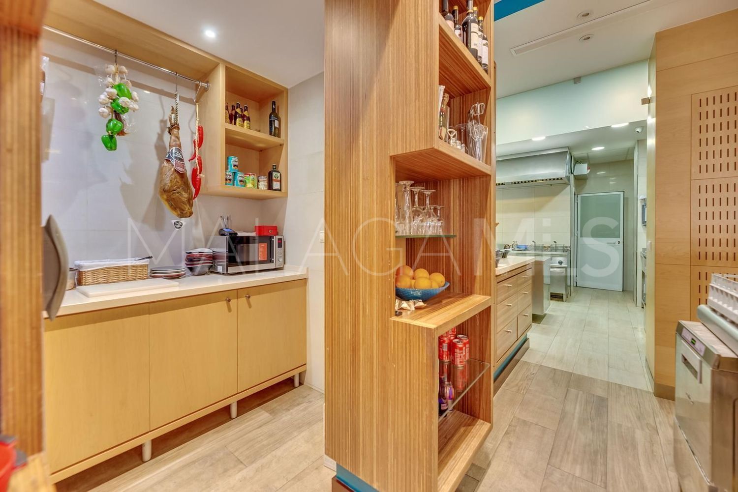 Las Lagunas, edificio for sale