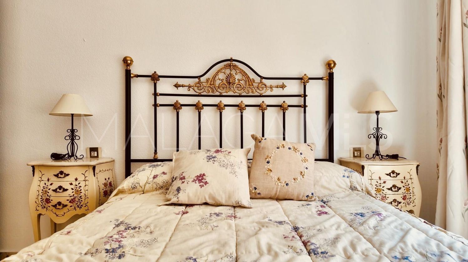 Piso with 4 bedrooms for sale in El Molinillo - Capuchinos