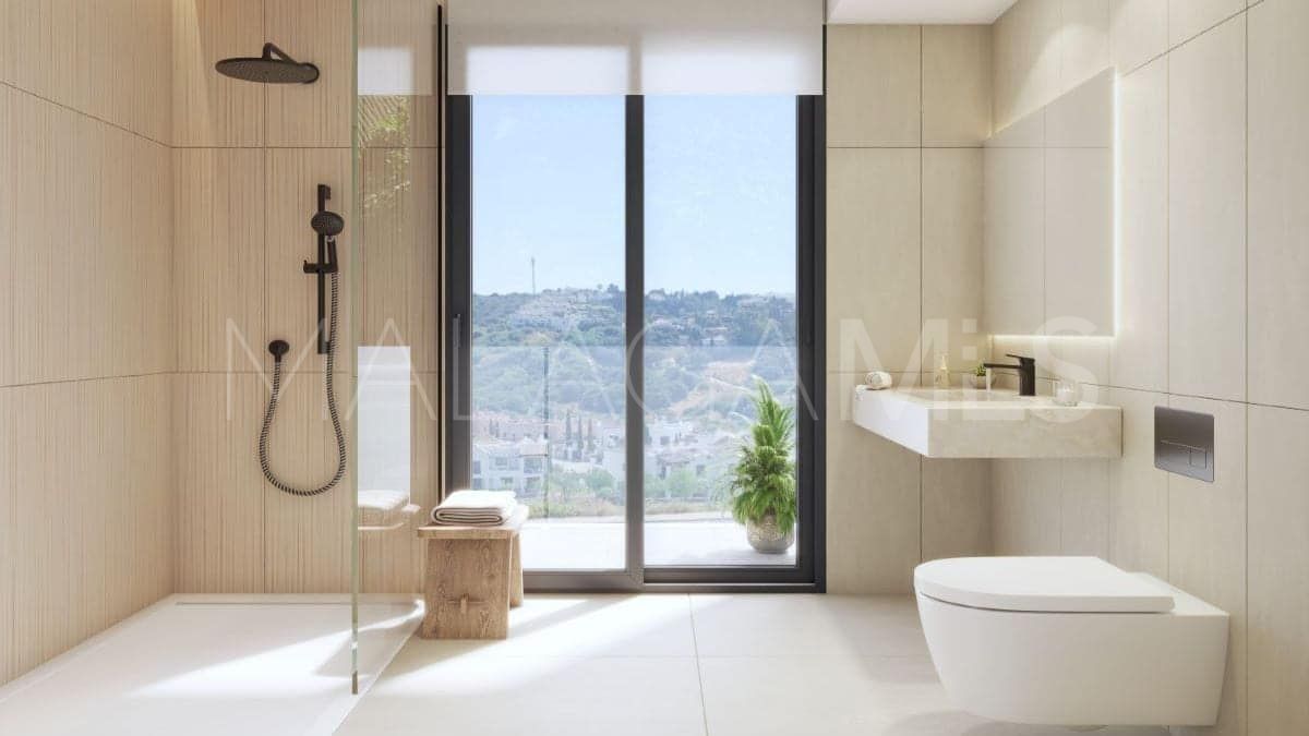 Villa for sale in Estepona Hills