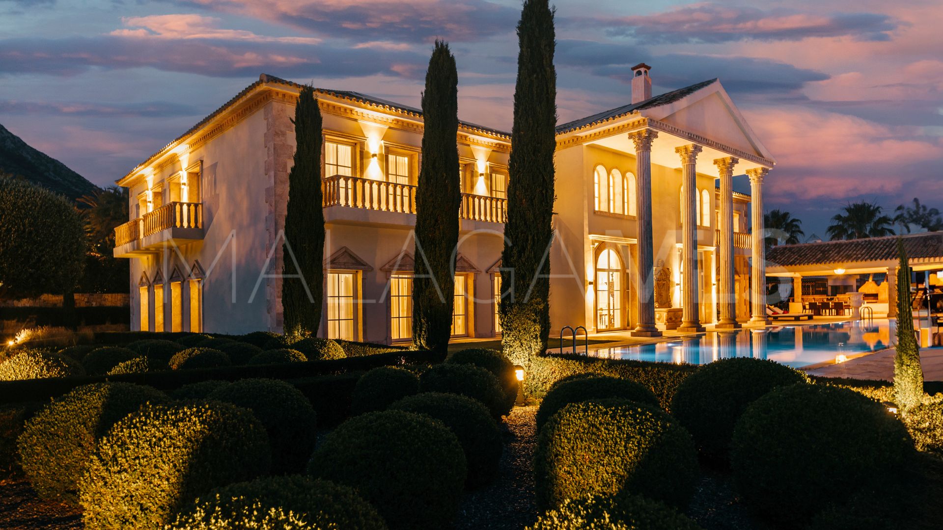 Villa in Sierra Blanca for sale