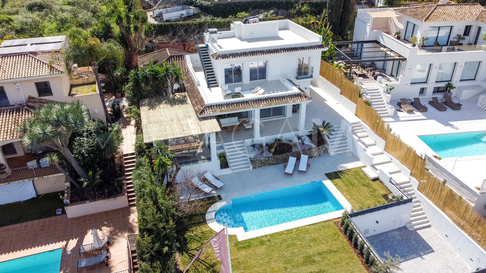 Villa for sale in Las Brisas