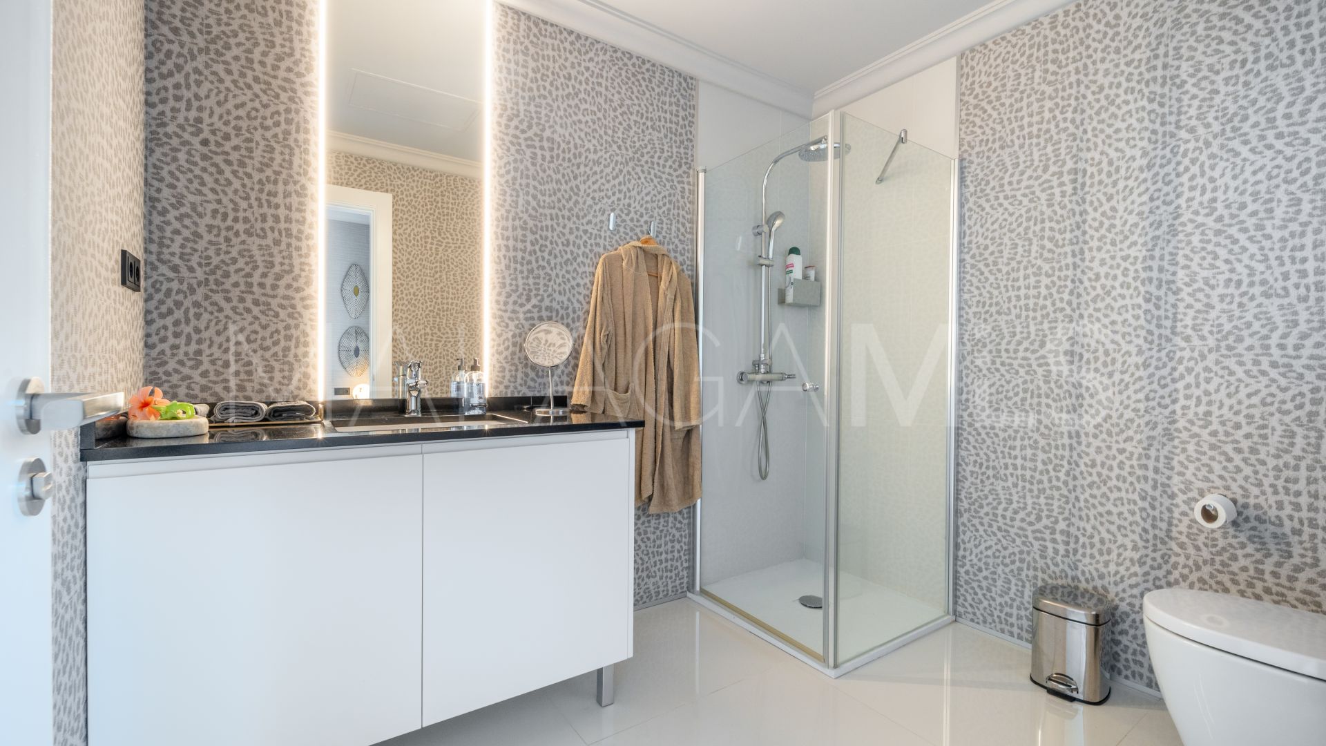 Zweistöckiges penthouse for sale in El Embrujo Banús