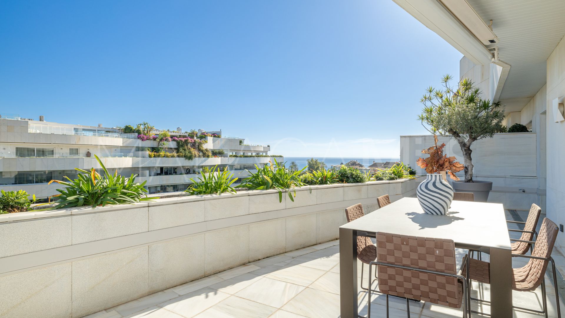 Zweistöckiges penthouse for sale in El Embrujo Banús