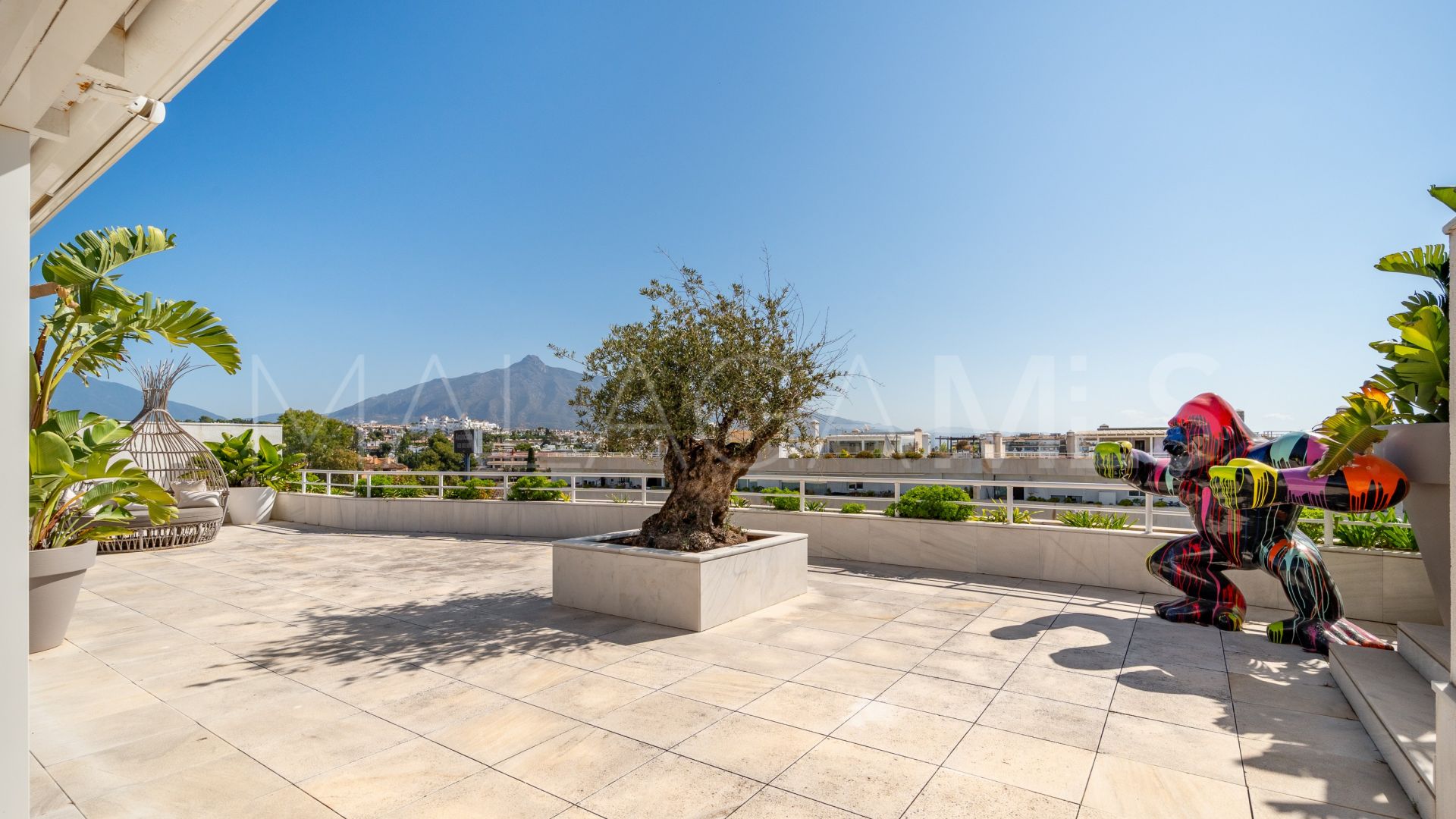 Zweistöckiges penthouse for sale in El Embrujo Banús